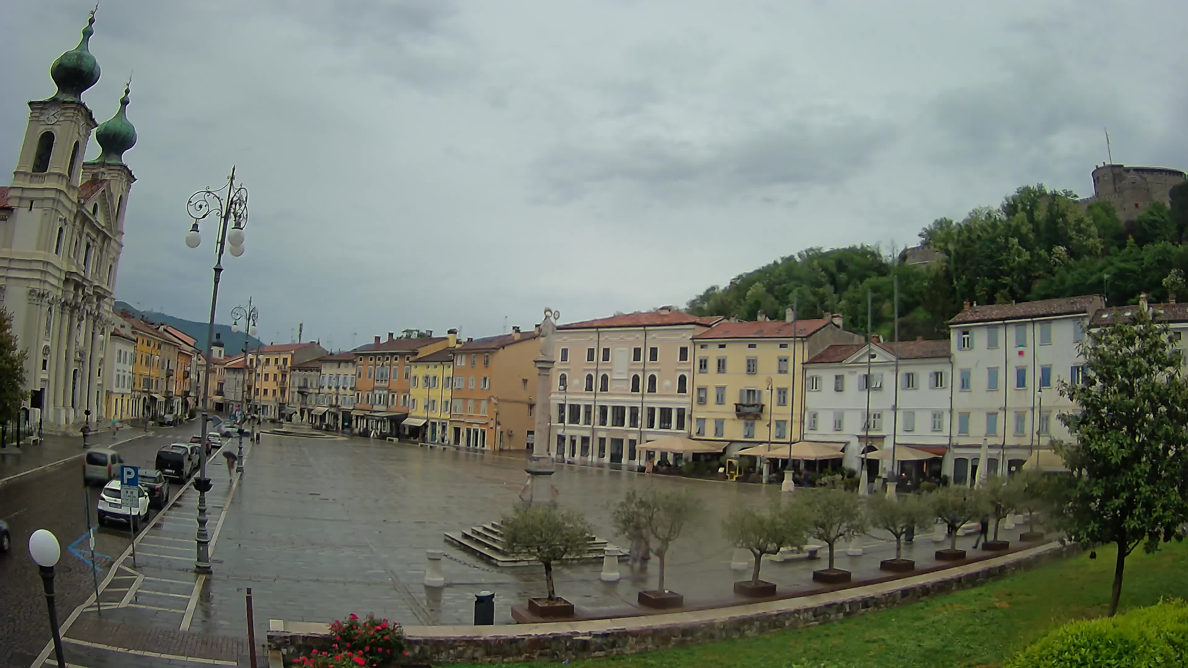 Webcam Gorizia Vittoria square – Church of st. Ignazio