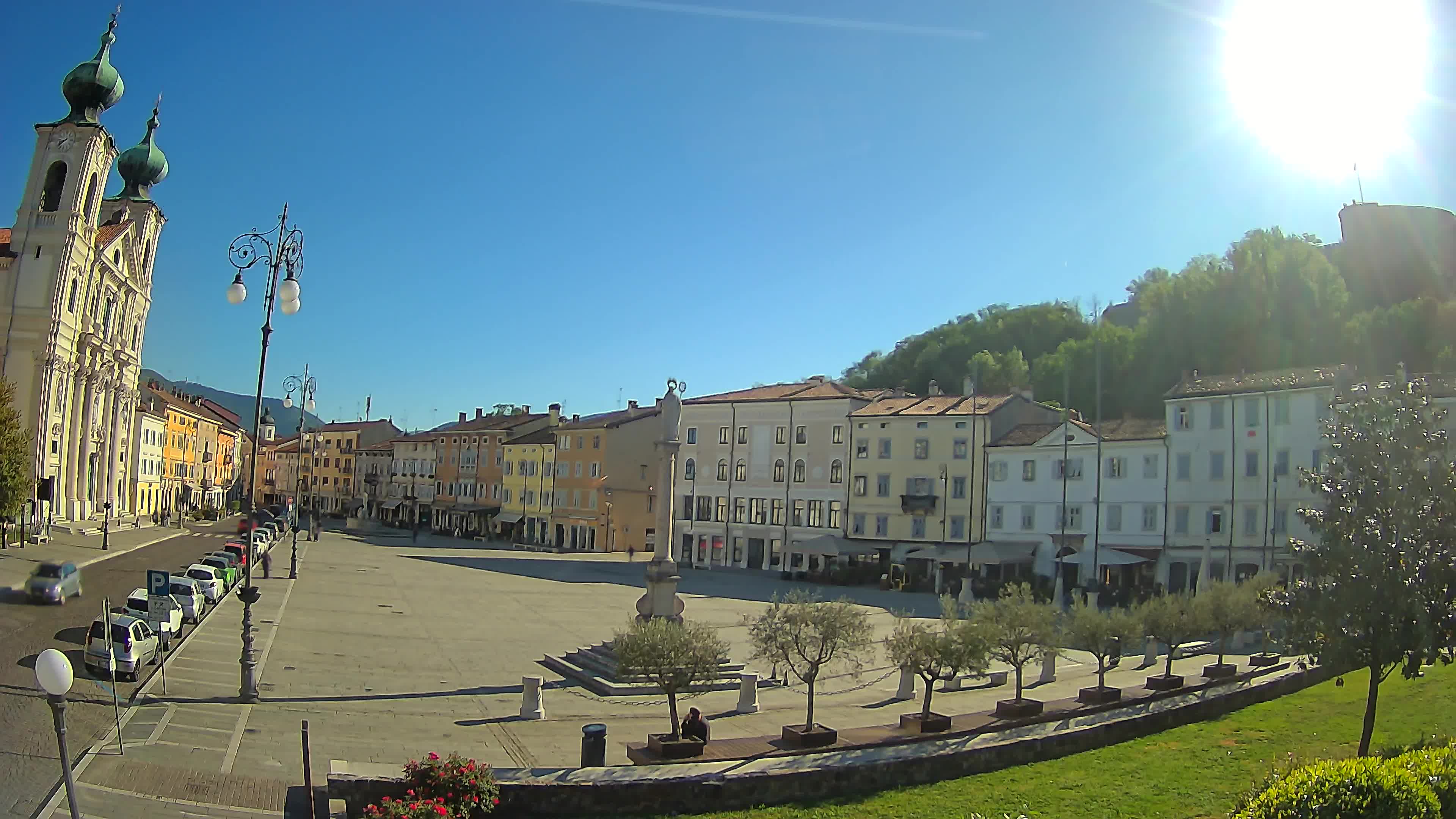 Gorizia Piazza della Vittoria e chiesa di S. Ignazio