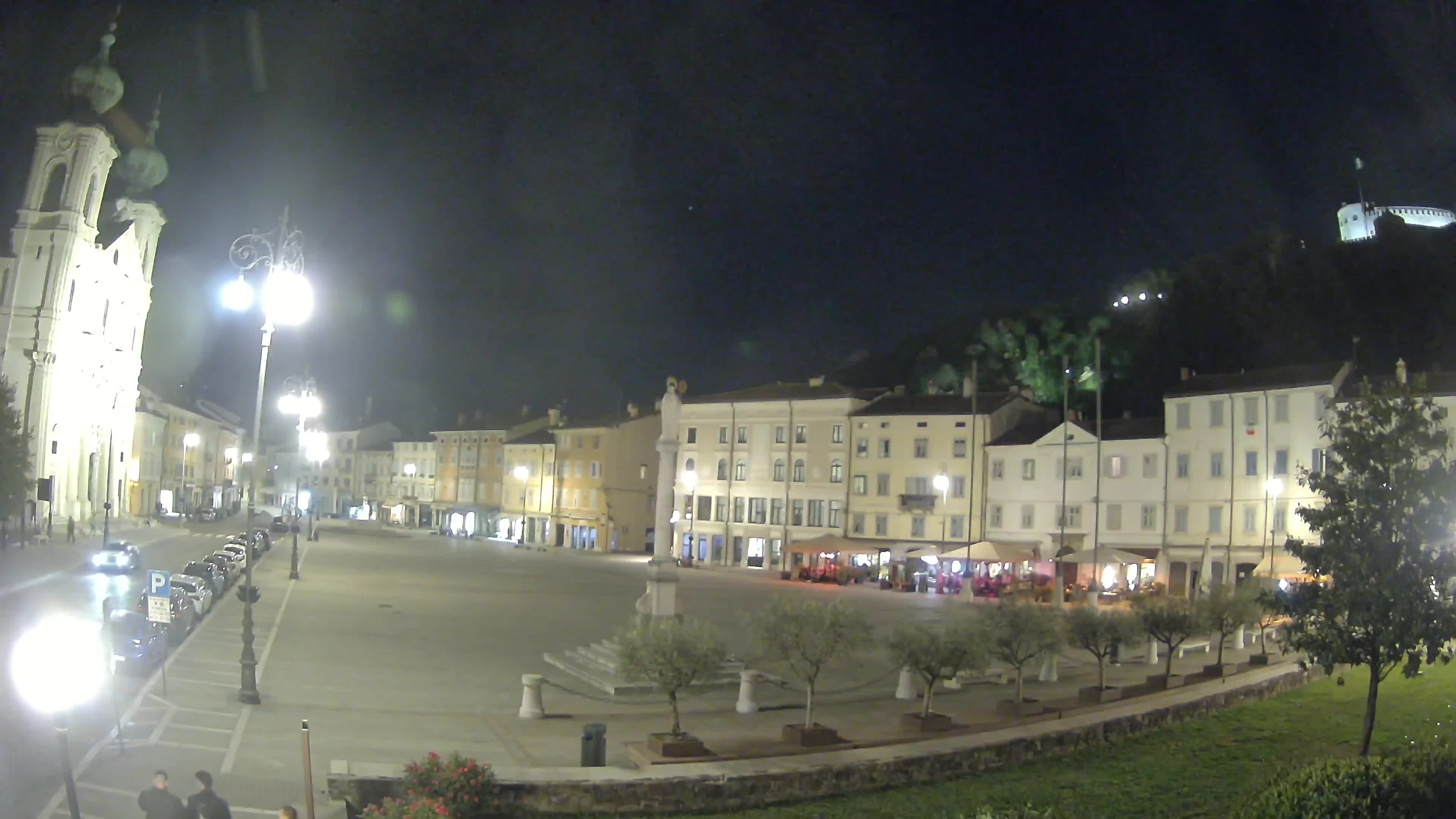 Gorizia Piazza della Vittoria e chiesa di S. Ignazio