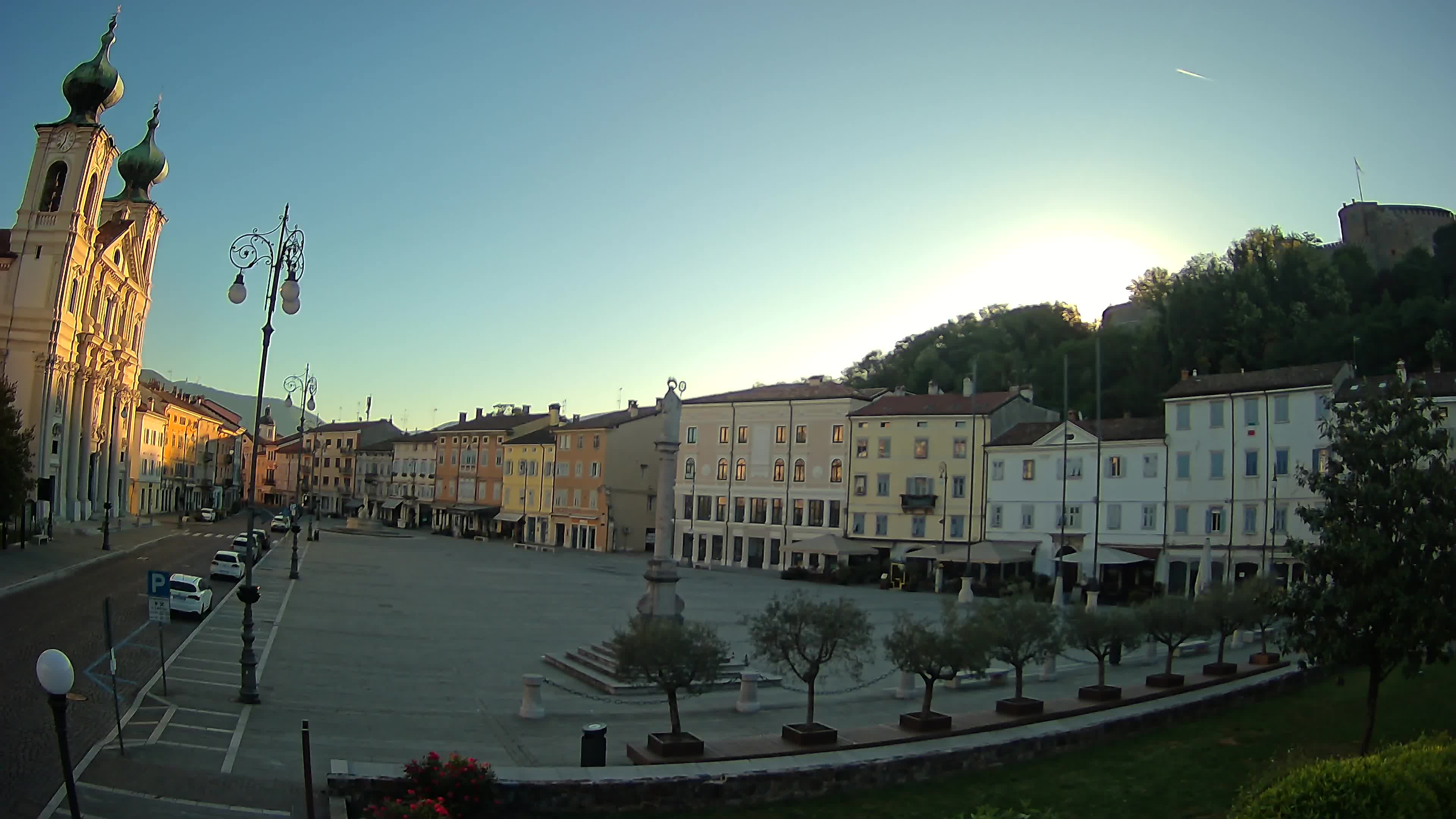Gorizia – Plaza Vittoria – iglesia de San Pedro. Ignacio