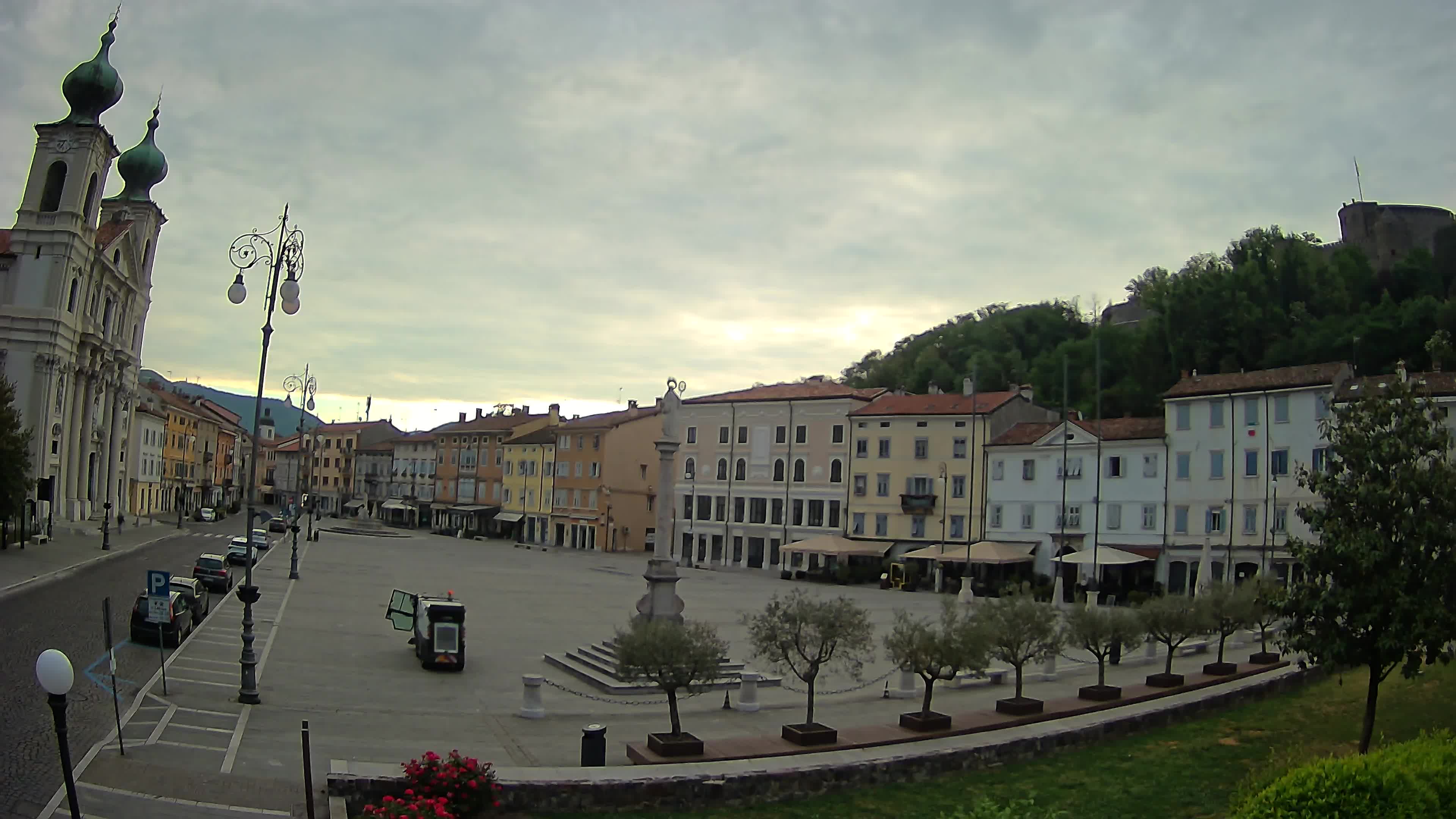 Webcam Gorizia Vittoria square – Church of st. Ignazio