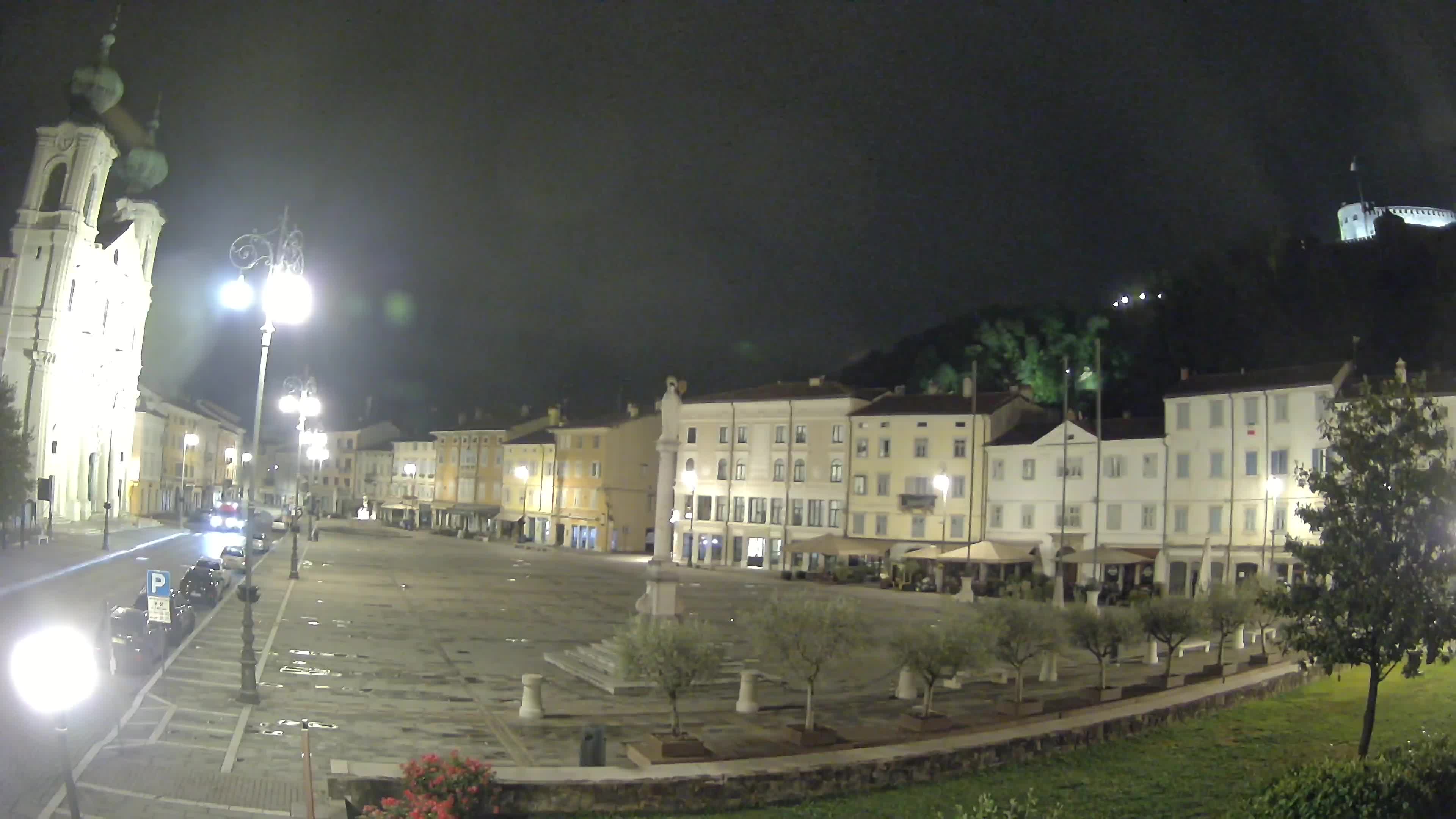 Gorizia – Plaza Vittoria – iglesia de San Pedro. Ignacio