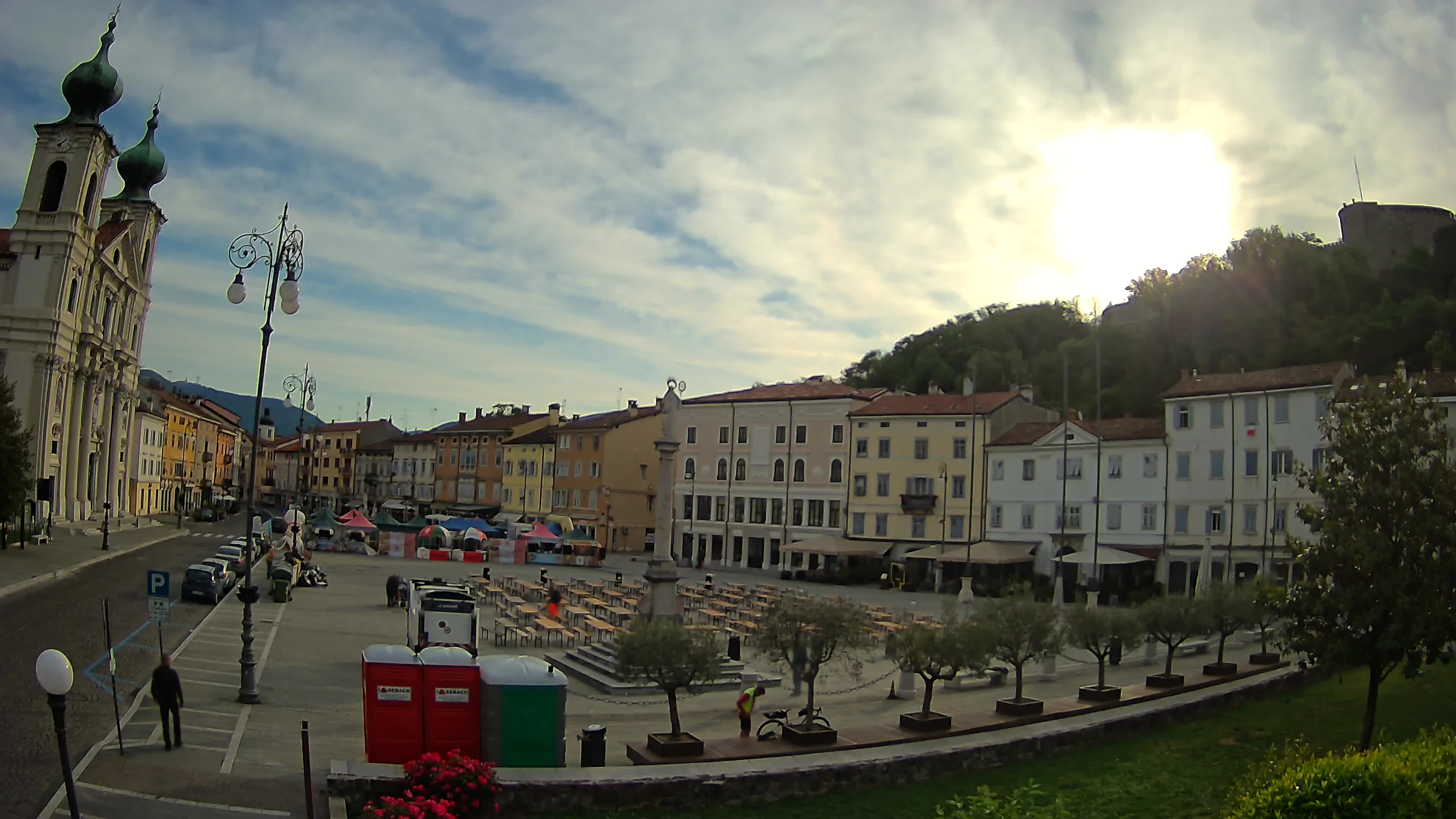 Gorizia Piazza della Vittoria e chiesa di S. Ignazio