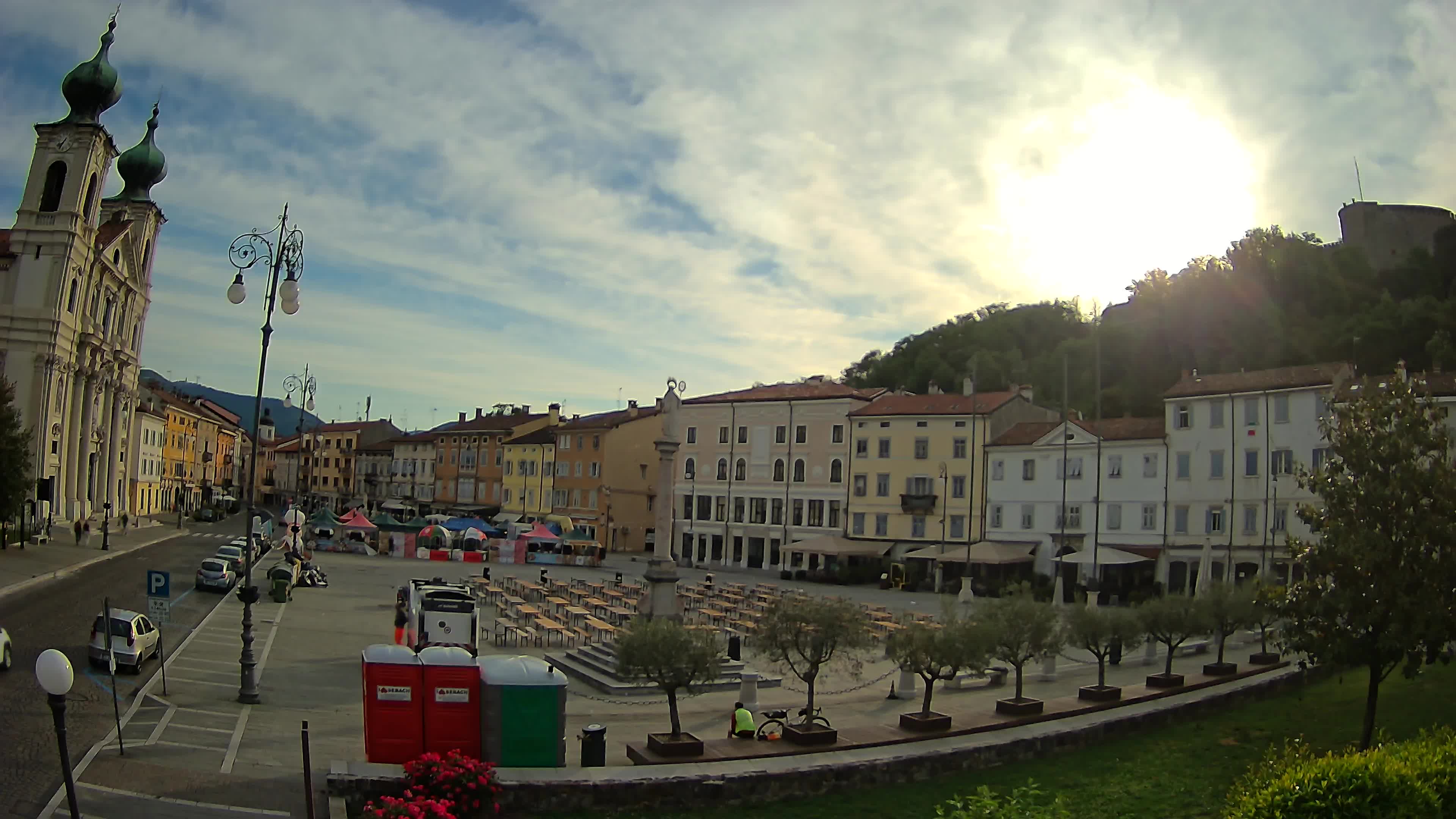 Gorizia Piazza della Vittoria e chiesa di S. Ignazio