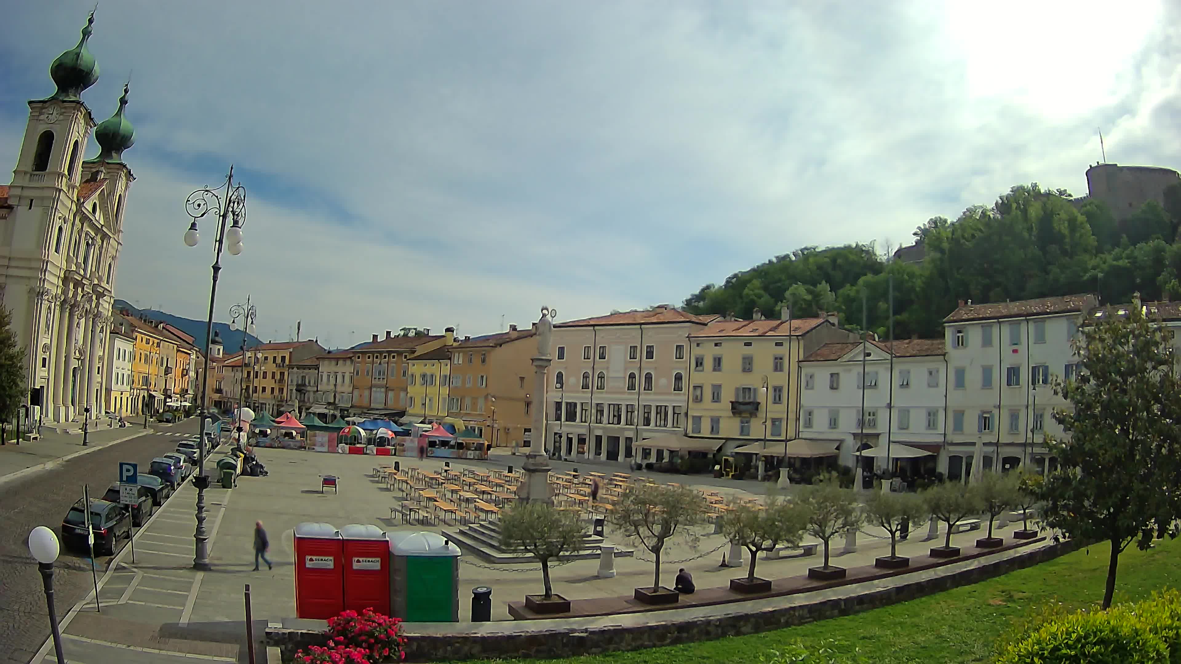 Gorizia Piazza della Vittoria e chiesa di S. Ignazio