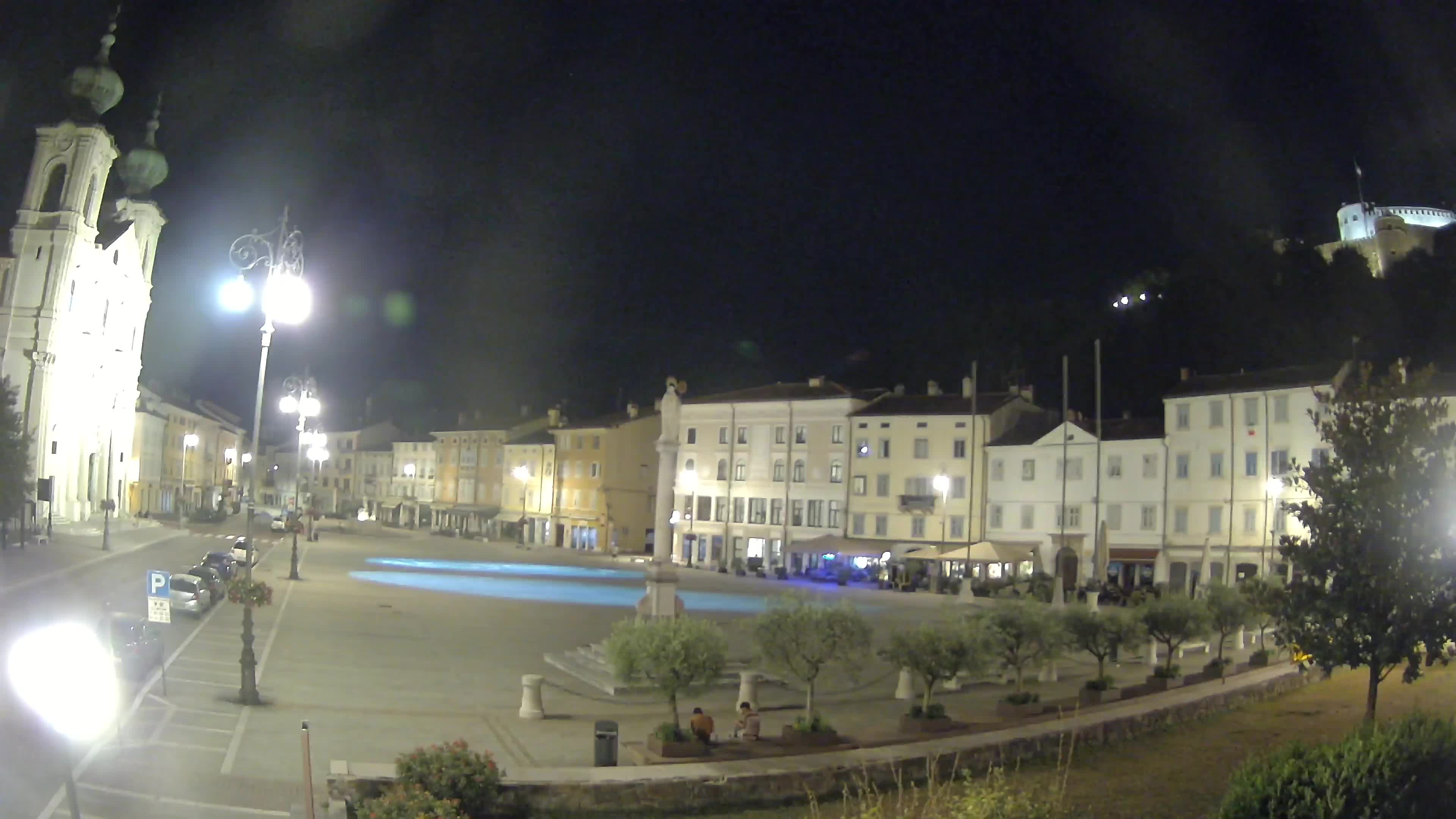 Gorizia Piazza della Vittoria e chiesa di S. Ignazio