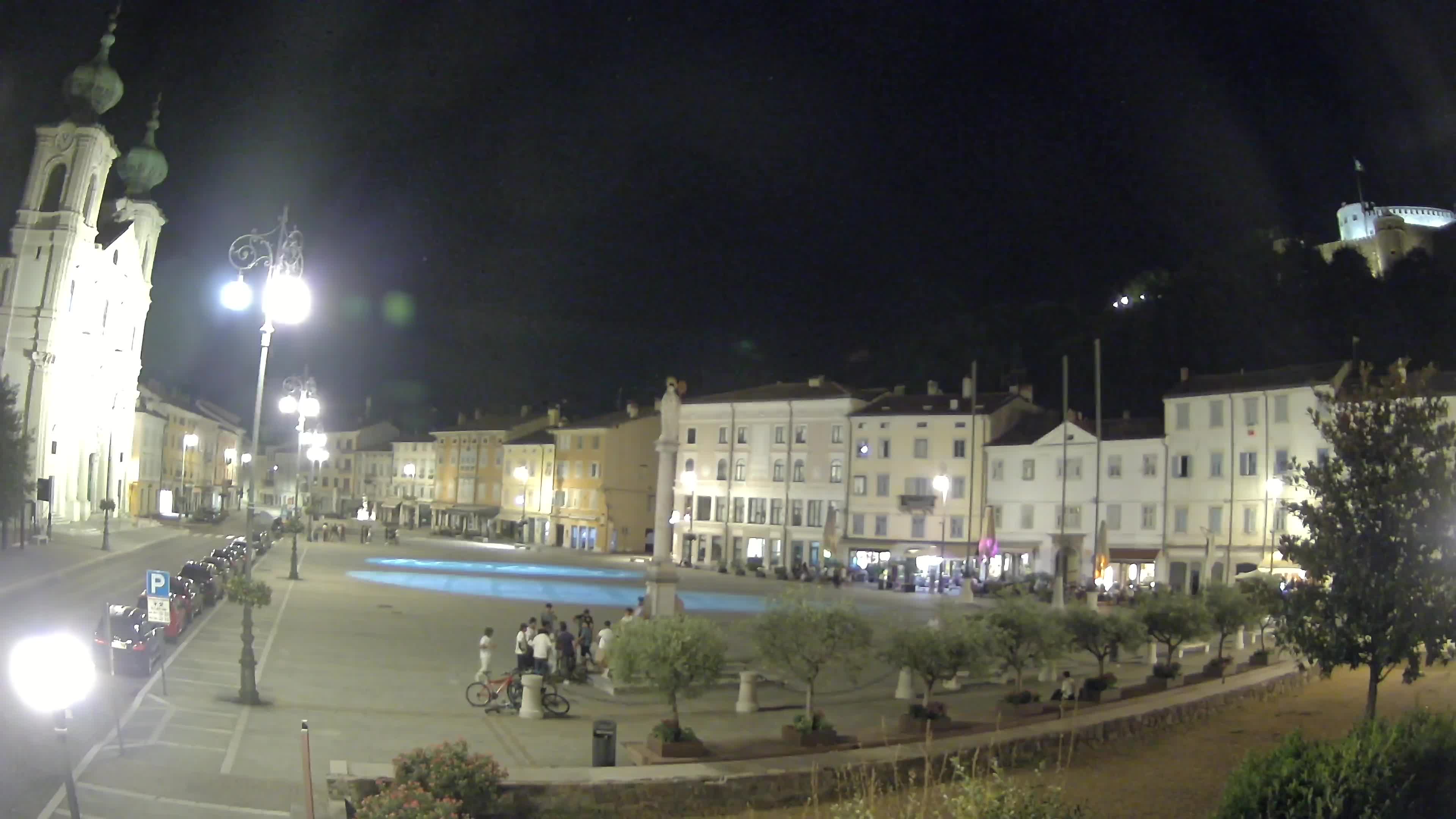 Gorizia Piazza della Vittoria e chiesa di S. Ignazio