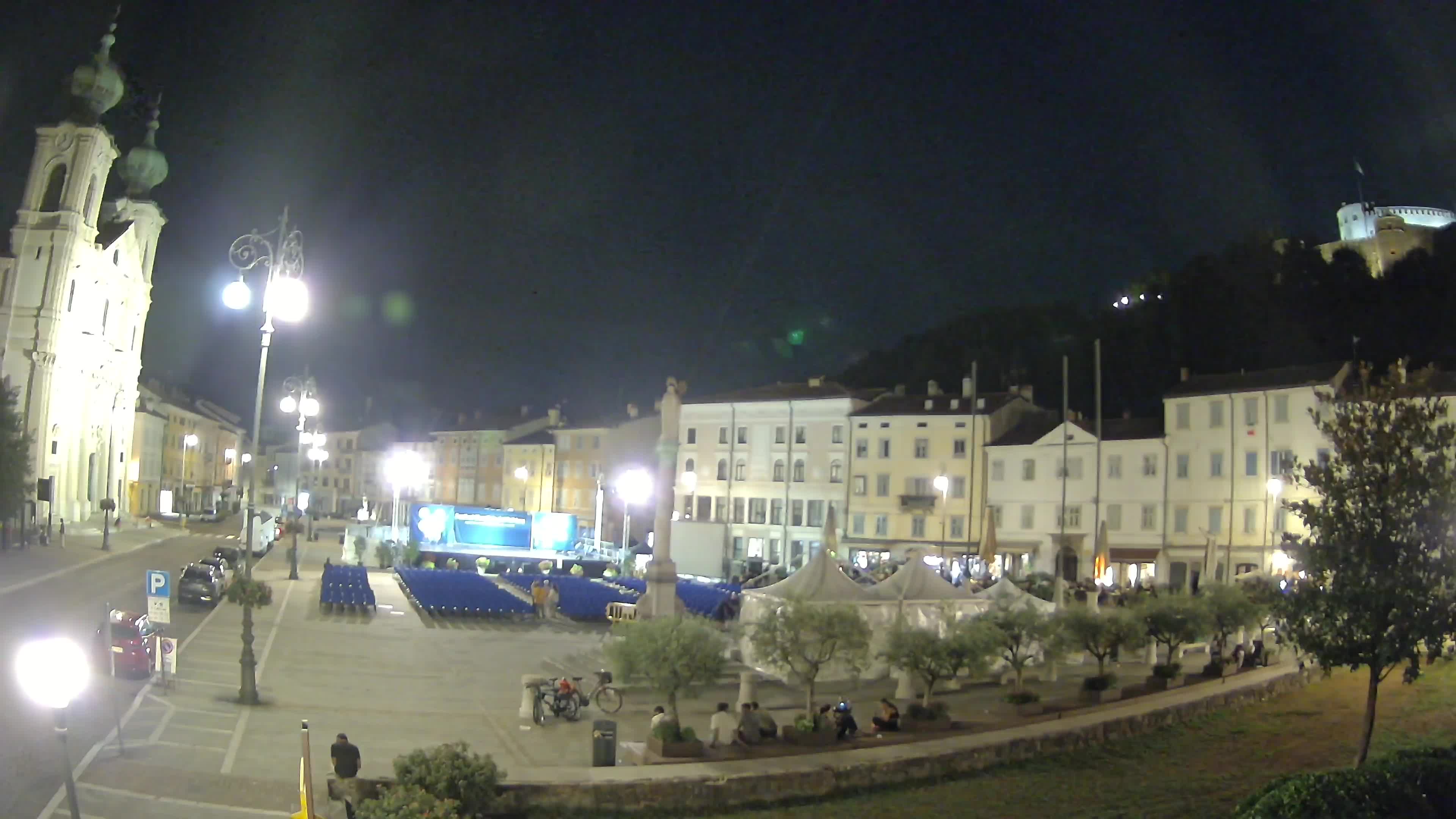 Gorizia Piazza della Vittoria e chiesa di S. Ignazio