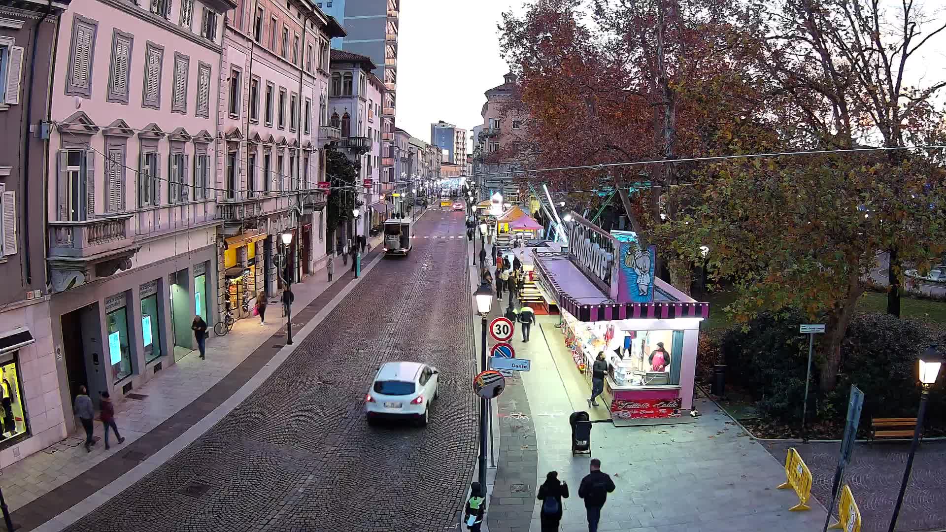 Gorica Spletna Kamera – Corso Verdi v Živo