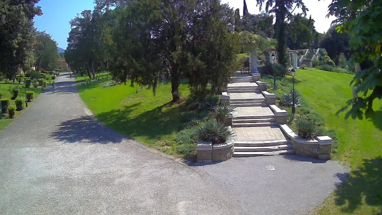 Spletna kamera park Coronini Kronberg – Gorica