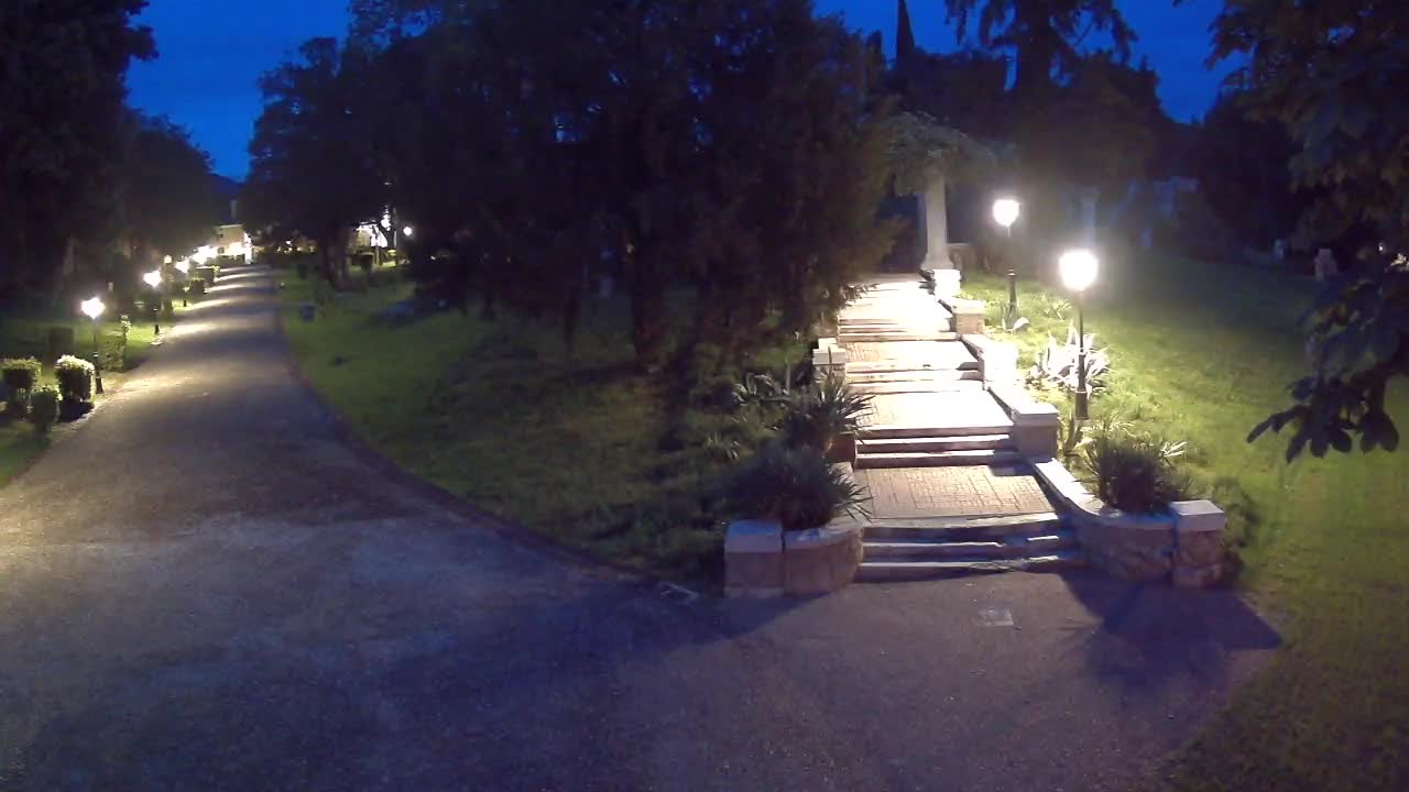 Spletna kamera park Coronini Kronberg – Gorica