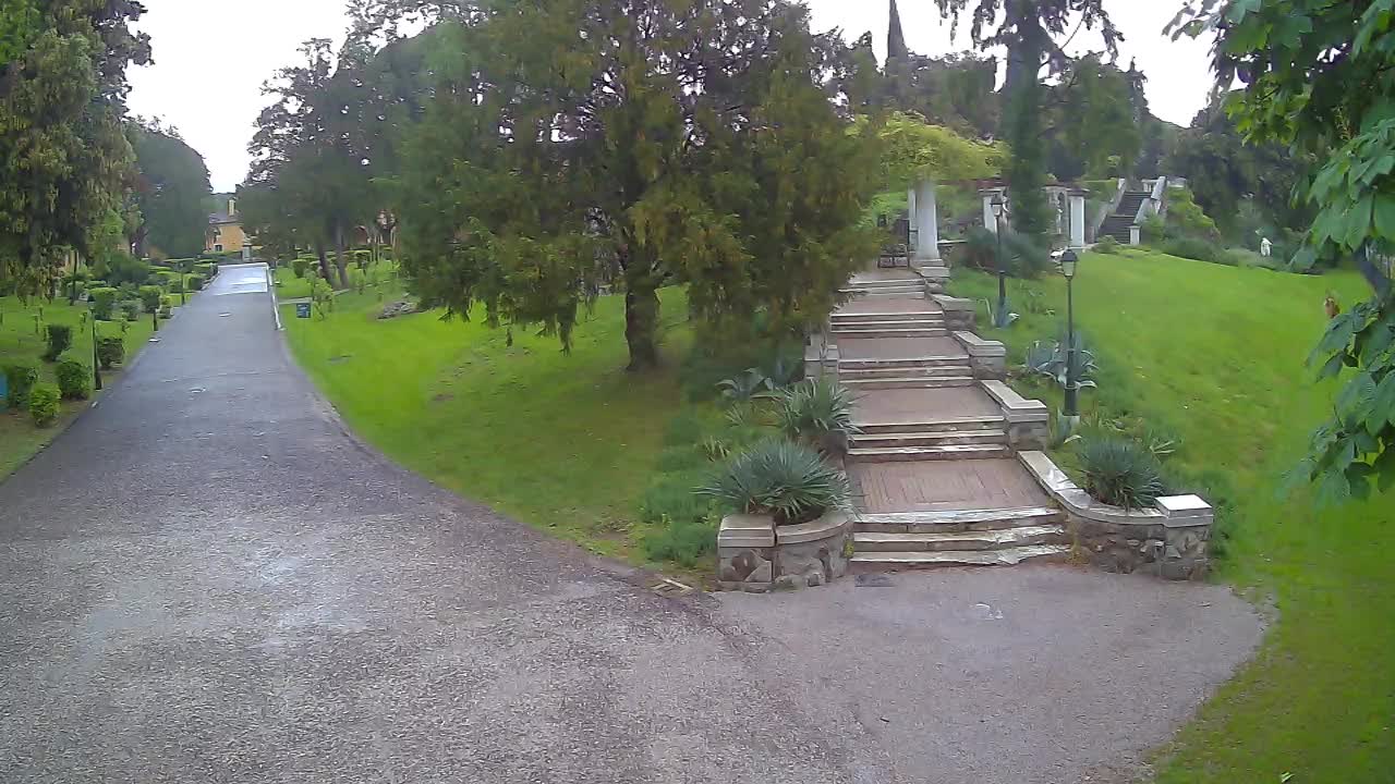Spletna kamera park Coronini Kronberg – Gorica