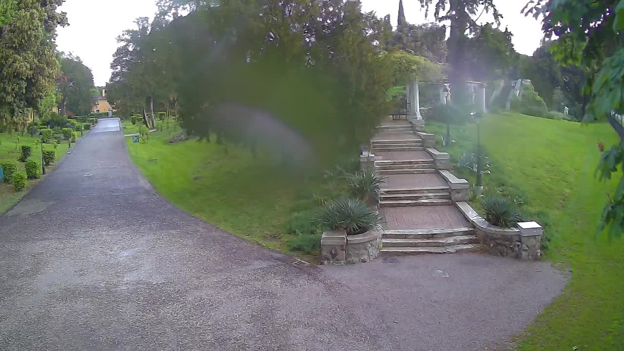 Spletna kamera park Coronini Kronberg – Gorica