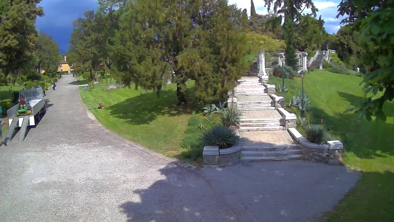 Spletna kamera park Coronini Kronberg – Gorica
