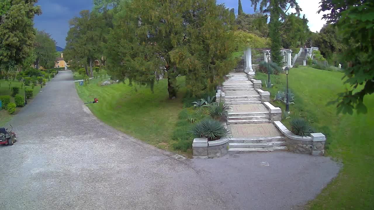 Spletna kamera park Coronini Kronberg – Gorica
