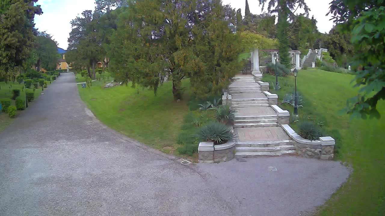 Spletna kamera park Coronini Kronberg – Gorica