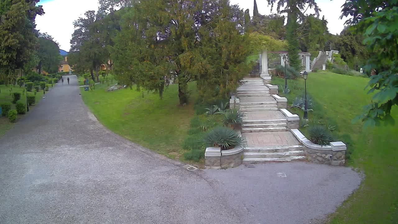 Spletna kamera park Coronini Kronberg – Gorica