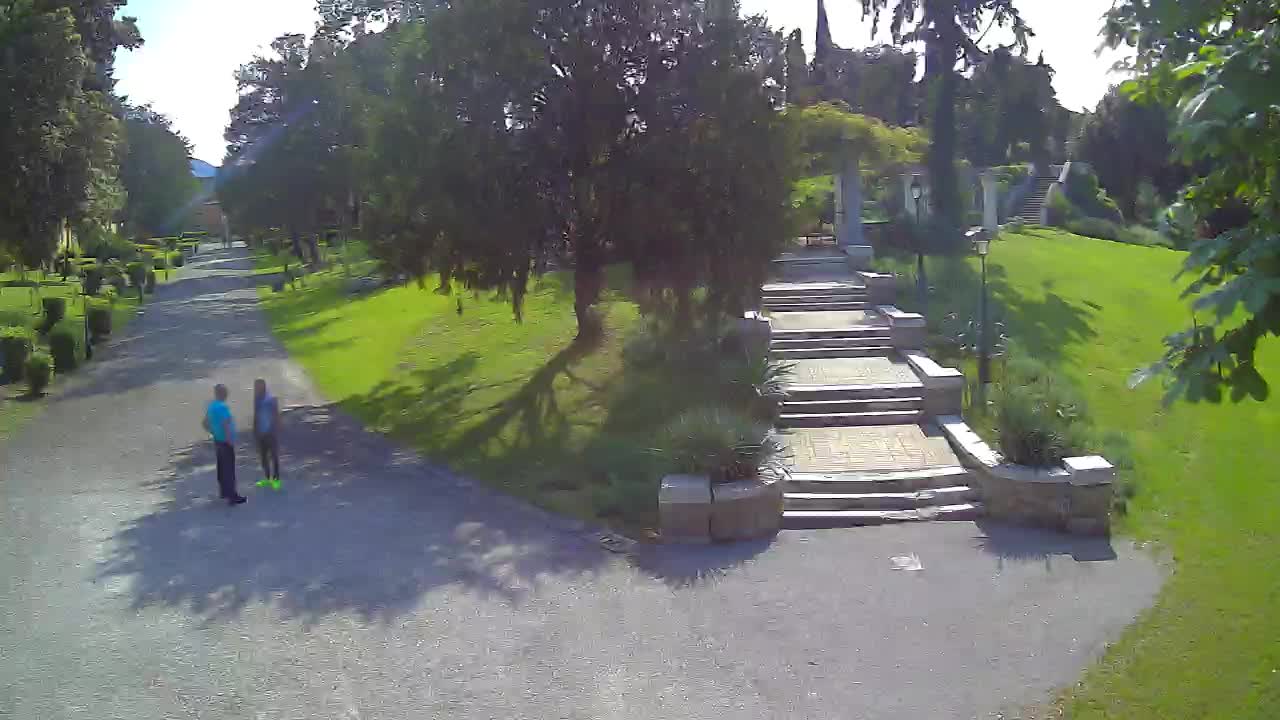 Spletna kamera park Coronini Kronberg – Gorica