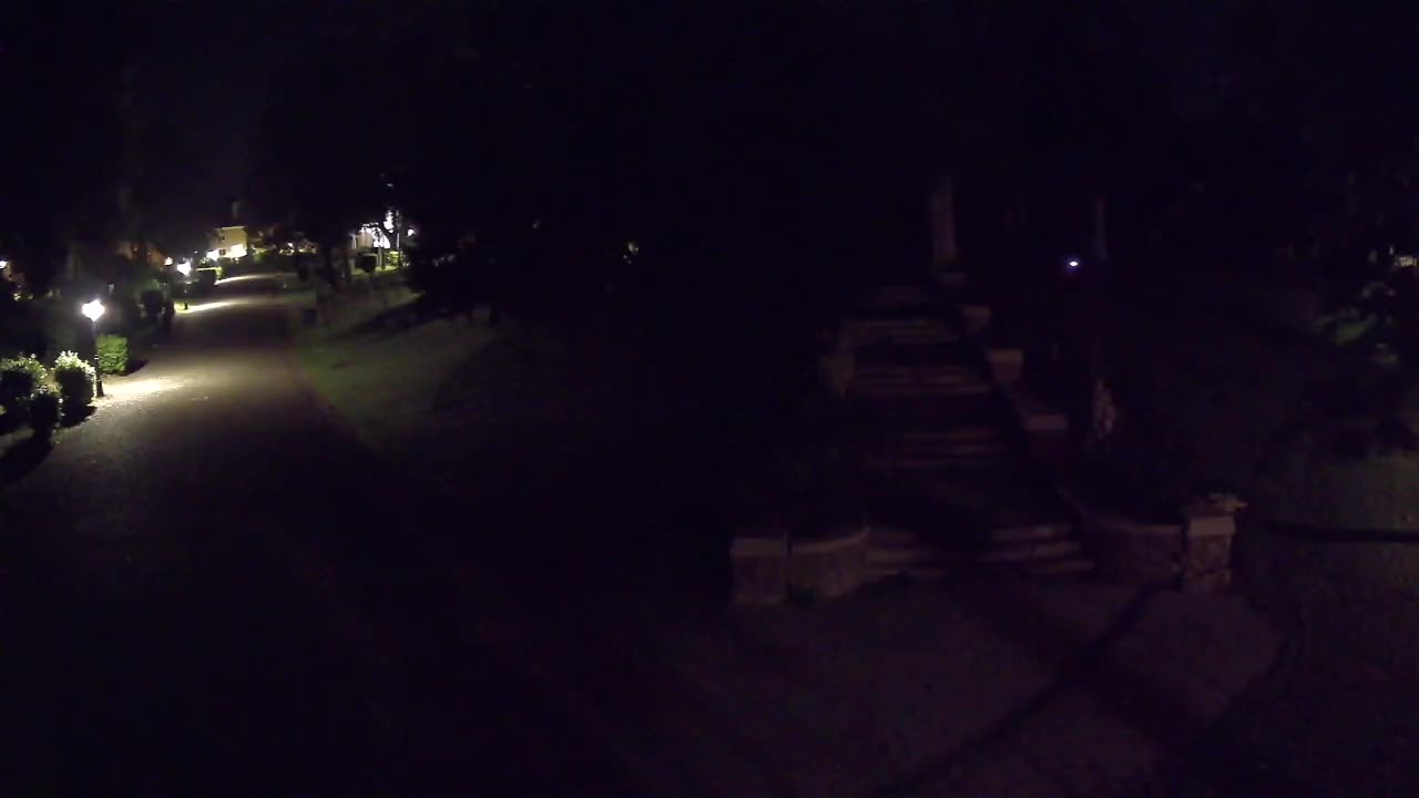 Spletna kamera park Coronini Kronberg – Gorica