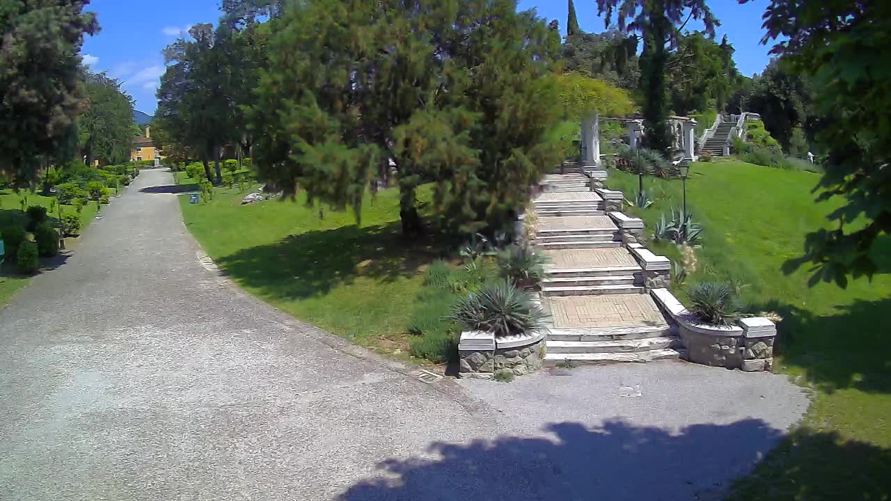 Spletna kamera park Coronini Kronberg – Gorica
