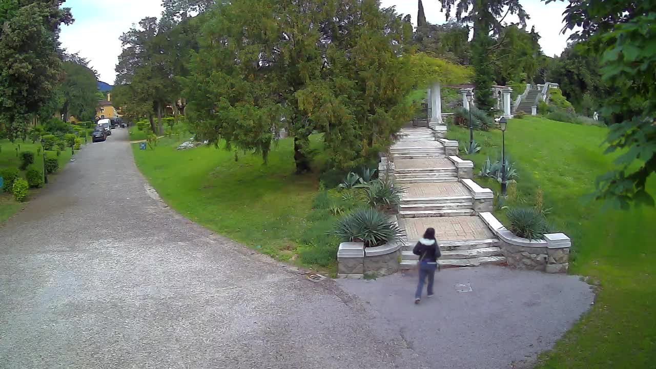 Spletna kamera park Coronini Kronberg – Gorica
