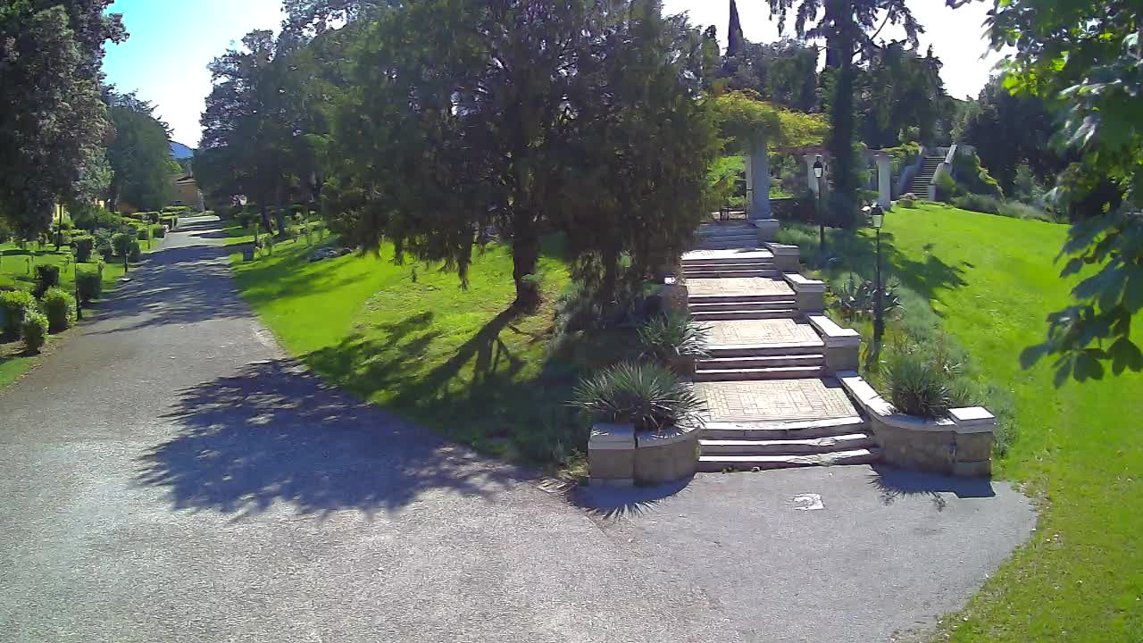 Spletna kamera park Coronini Kronberg – Gorica