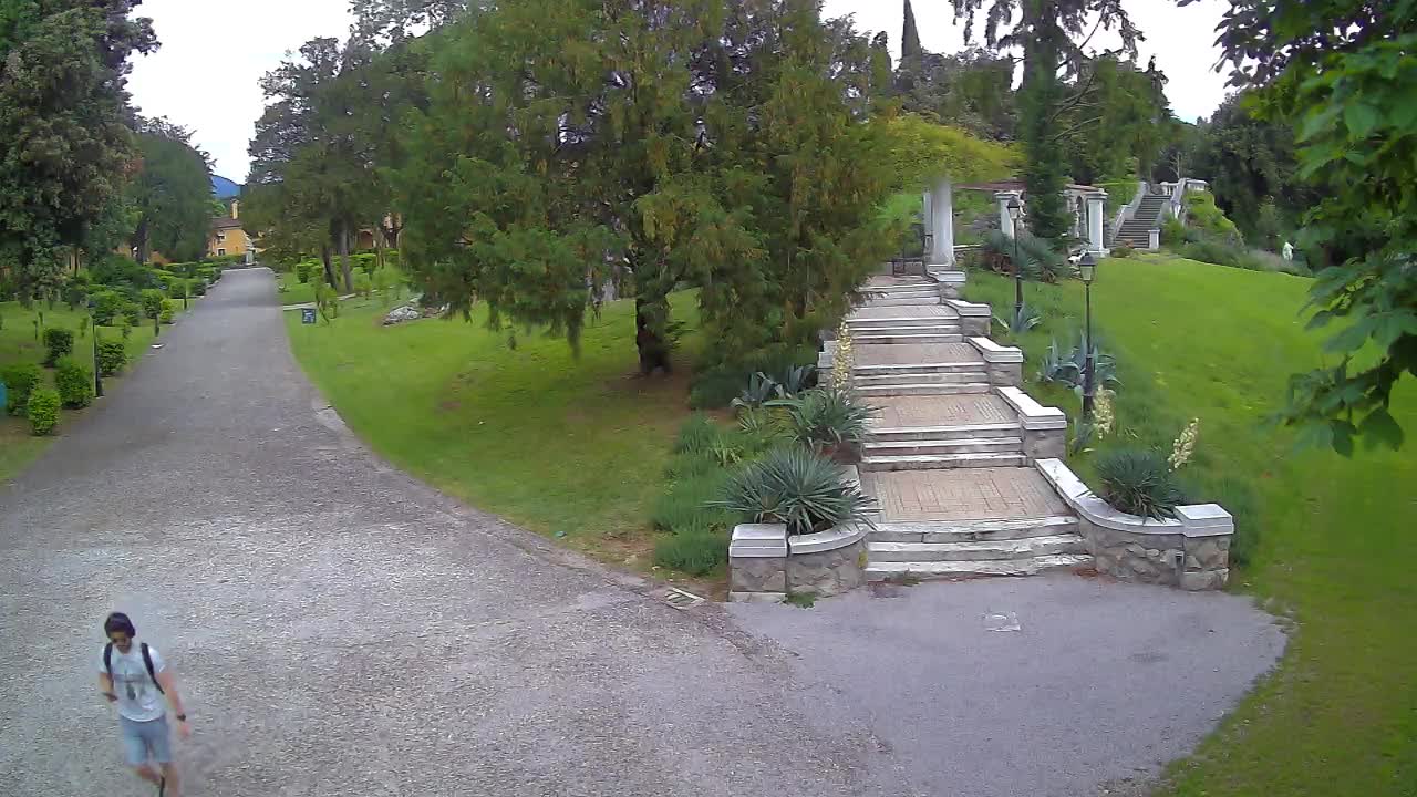 Spletna kamera park Coronini Kronberg – Gorica