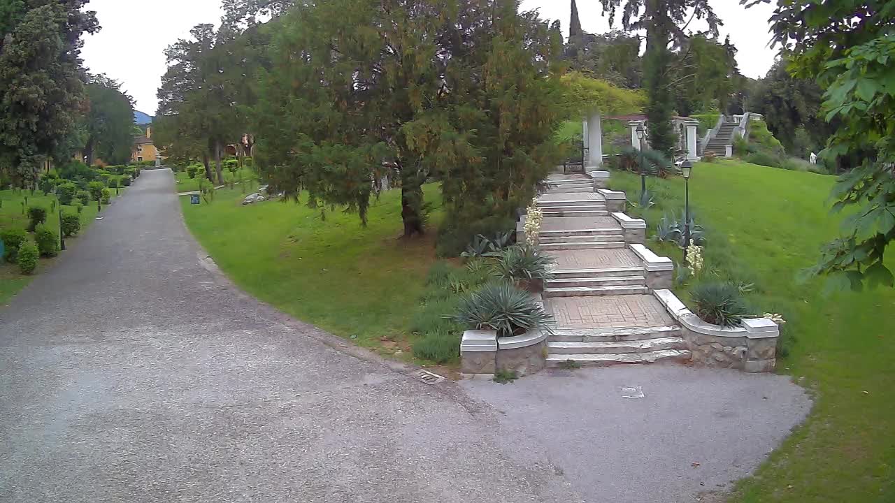 Spletna kamera park Coronini Kronberg – Gorica