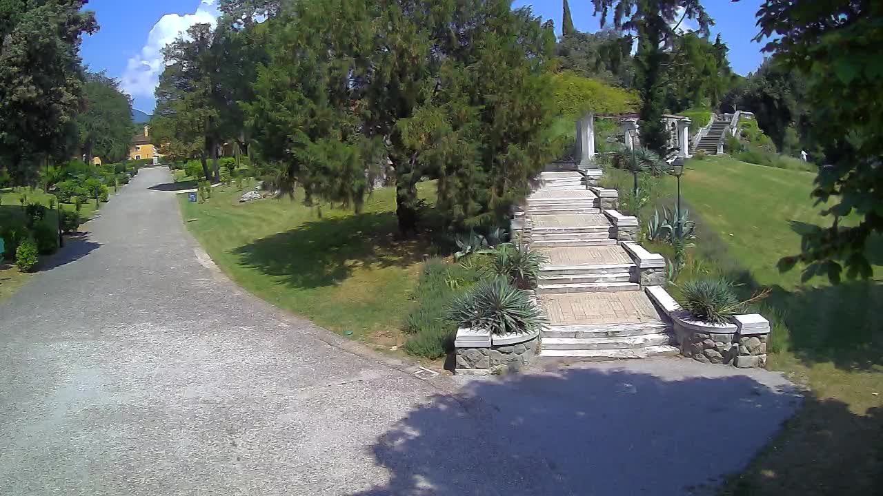 Spletna kamera park Coronini Kronberg – Gorica