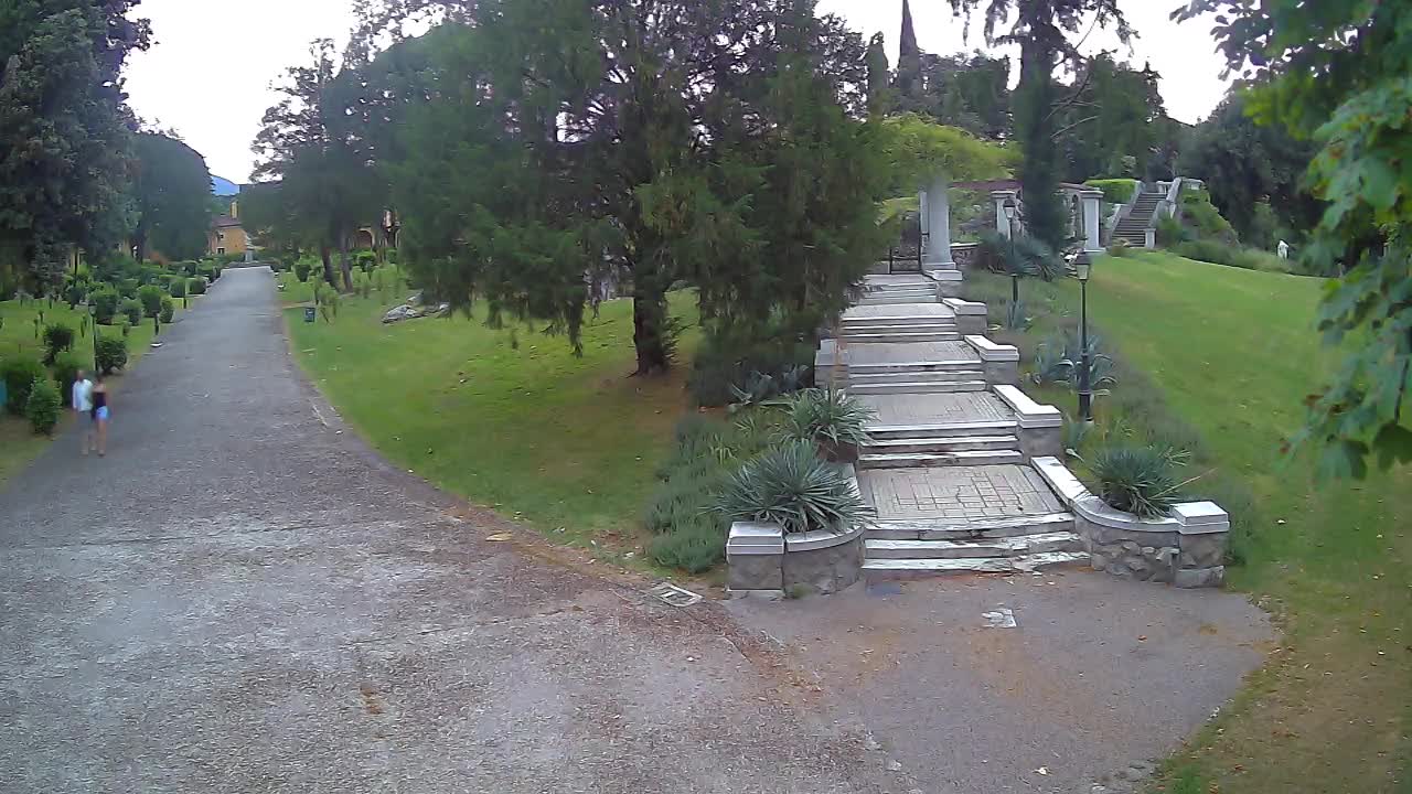 Spletna kamera park Coronini Kronberg – Gorica