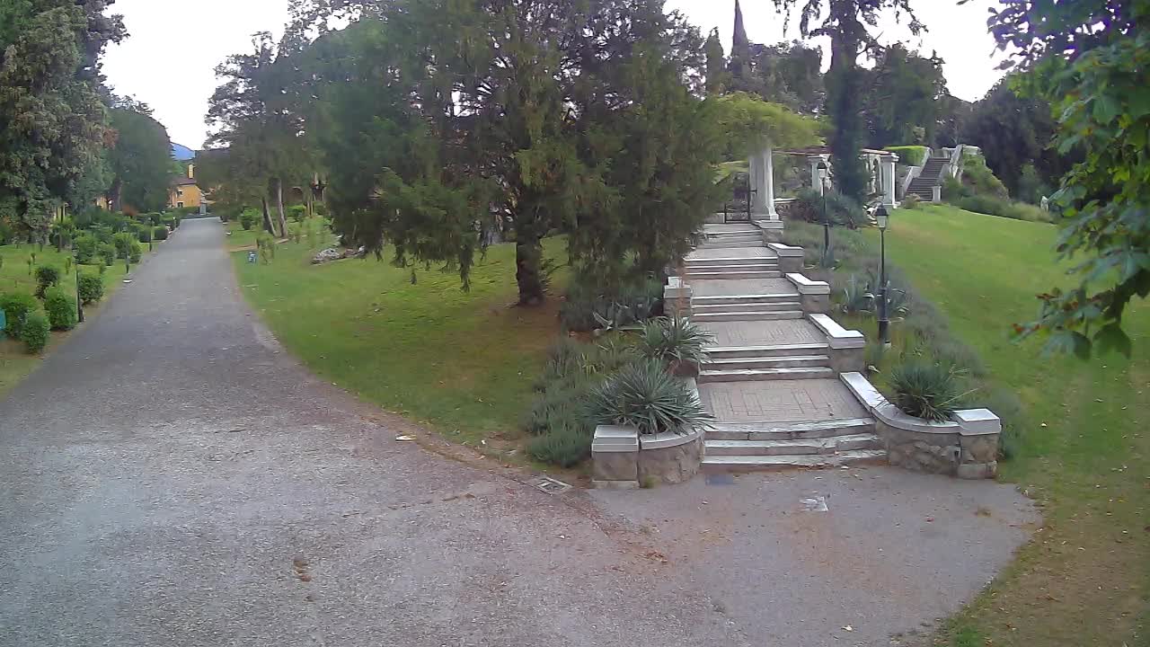 Spletna kamera park Coronini Kronberg – Gorica