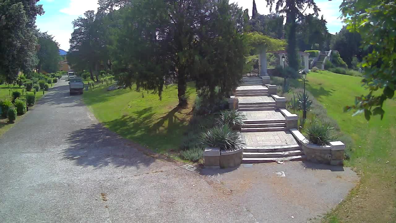 Spletna kamera park Coronini Kronberg – Gorica