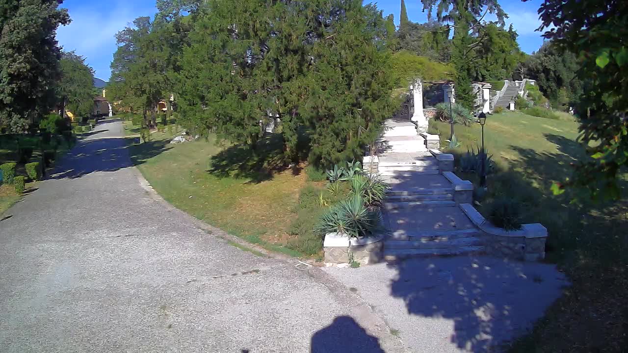 Spletna kamera park Coronini Kronberg – Gorica