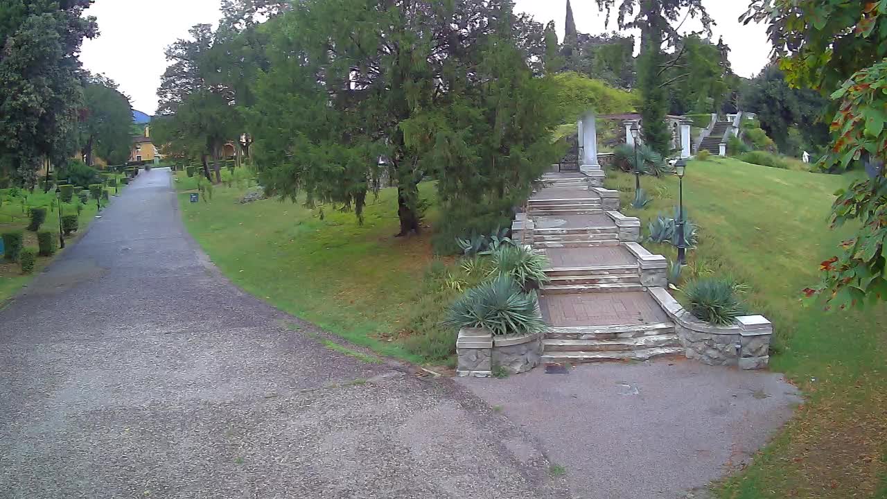 Spletna kamera park Coronini Kronberg – Gorica