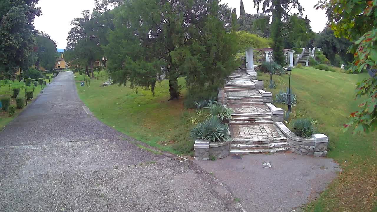 Spletna kamera park Coronini Kronberg – Gorica