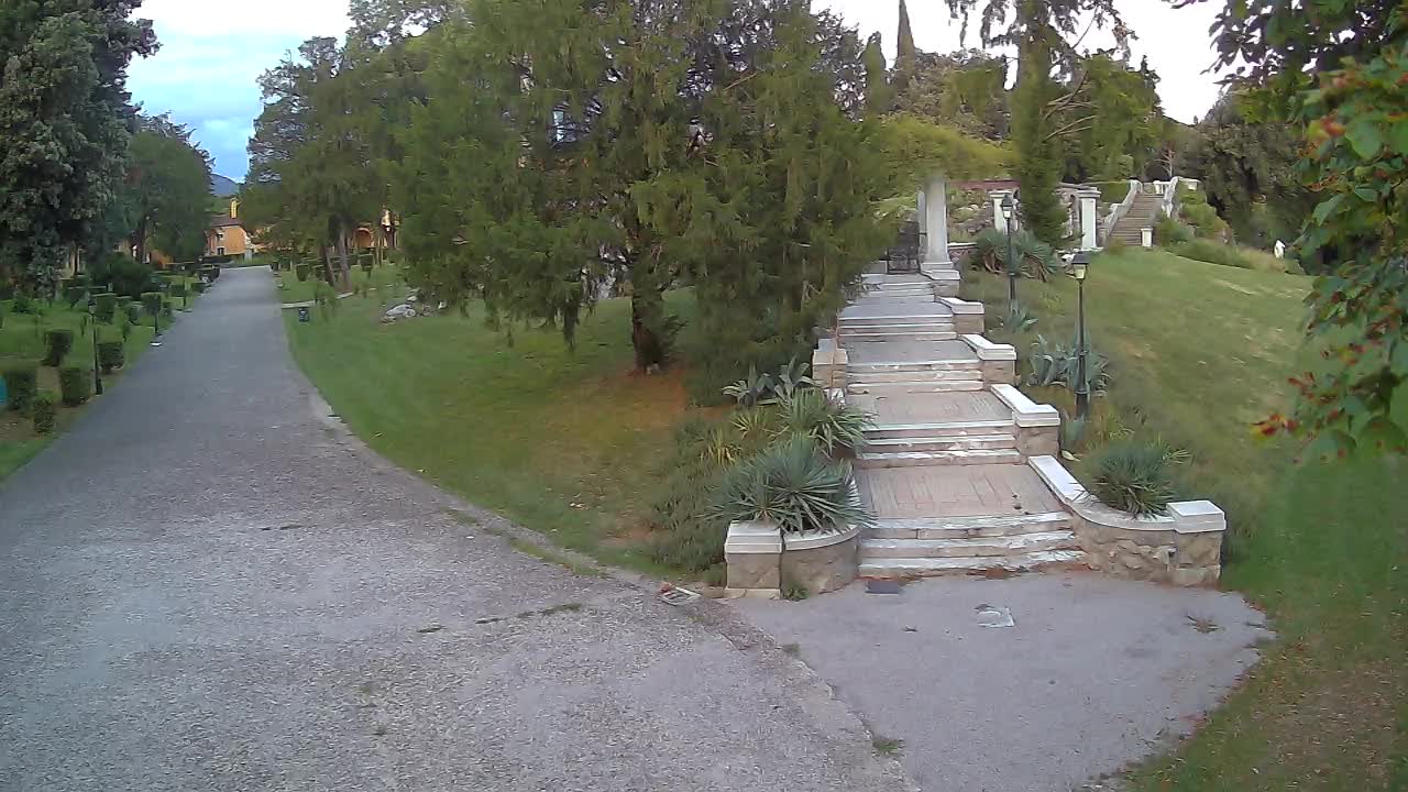 Spletna kamera park Coronini Kronberg – Gorica