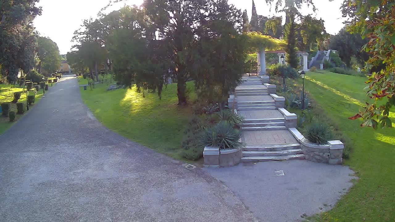 Spletna kamera park Coronini Kronberg – Gorica