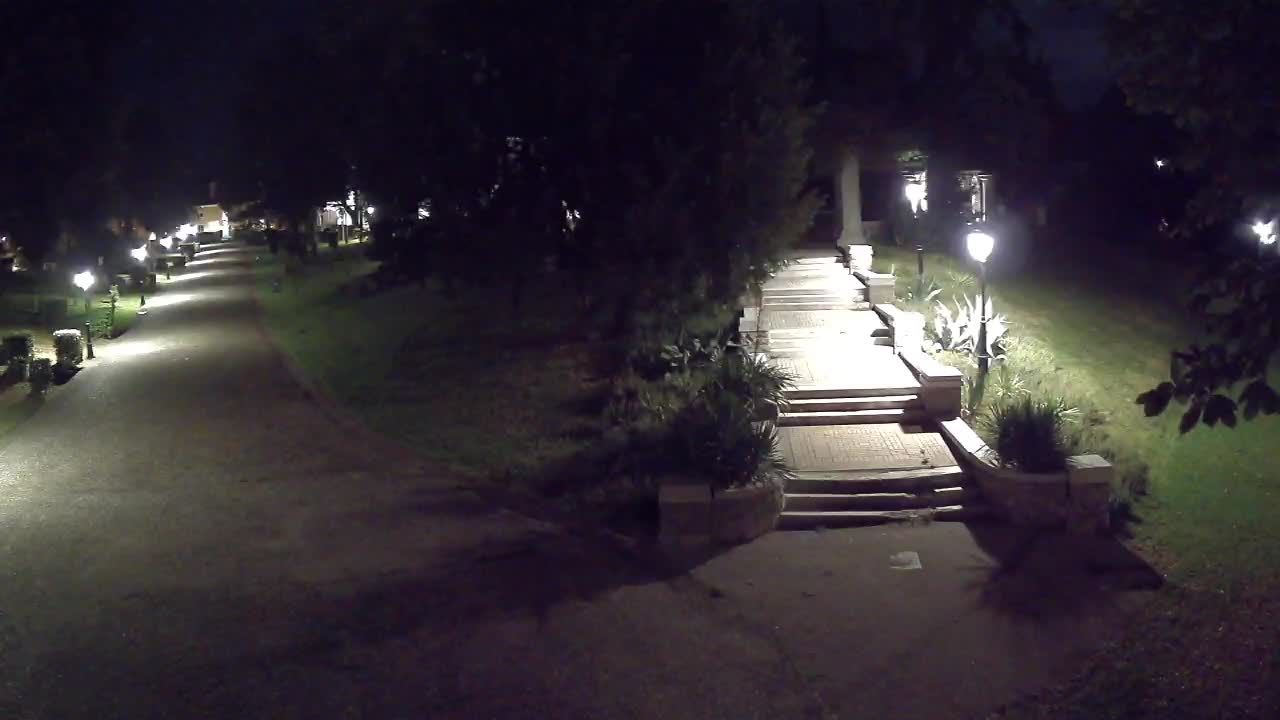 Spletna kamera park Coronini Kronberg – Gorica