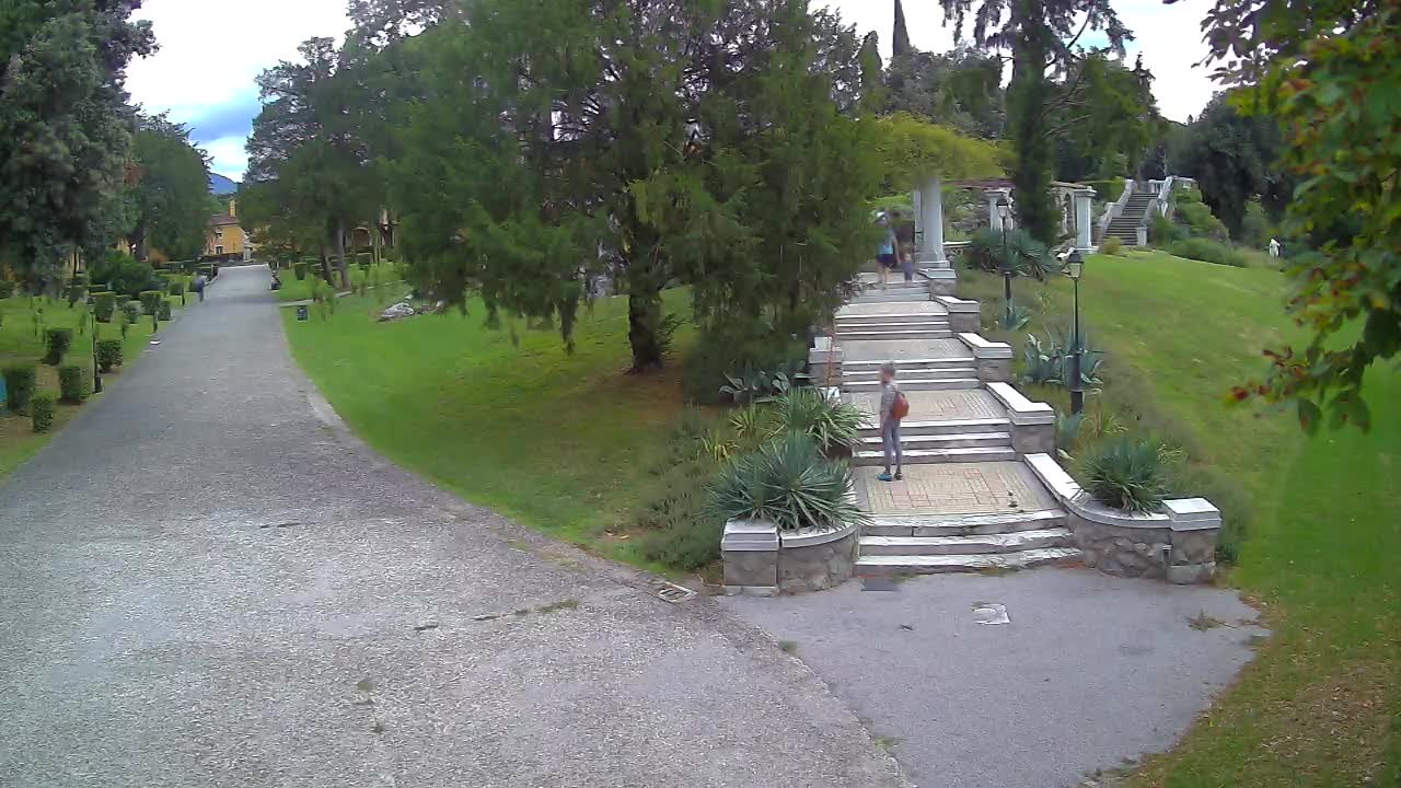 Spletna kamera park Coronini Kronberg – Gorica