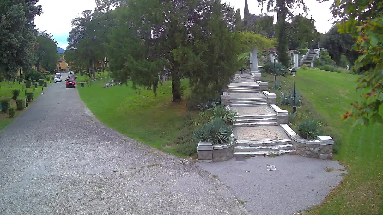 Spletna kamera park Coronini Kronberg – Gorica