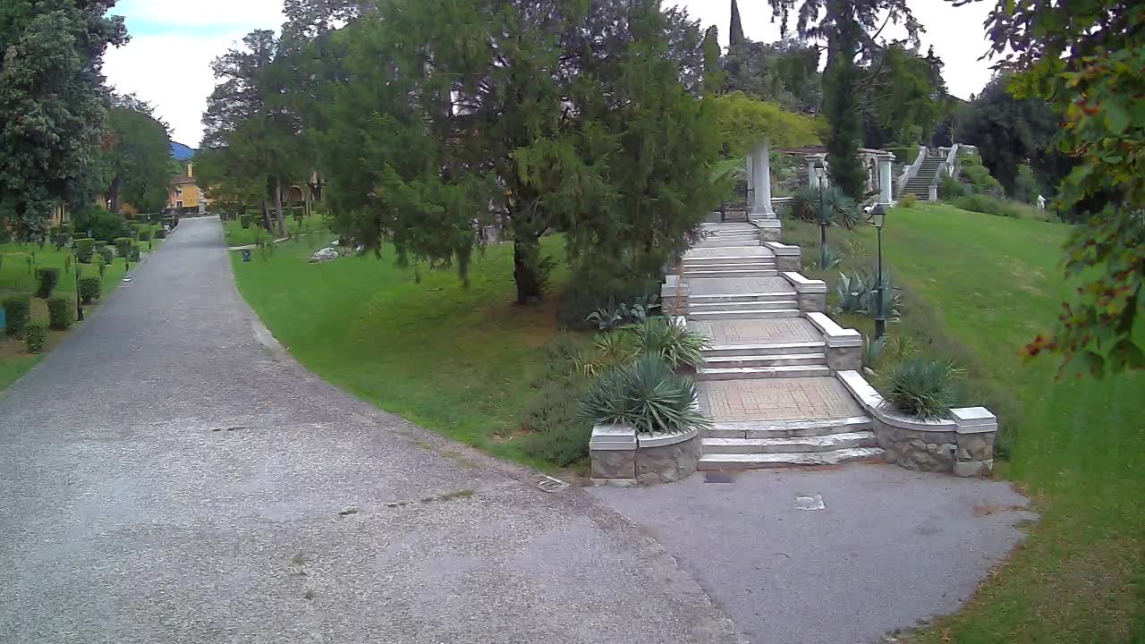 Spletna kamera park Coronini Kronberg – Gorica