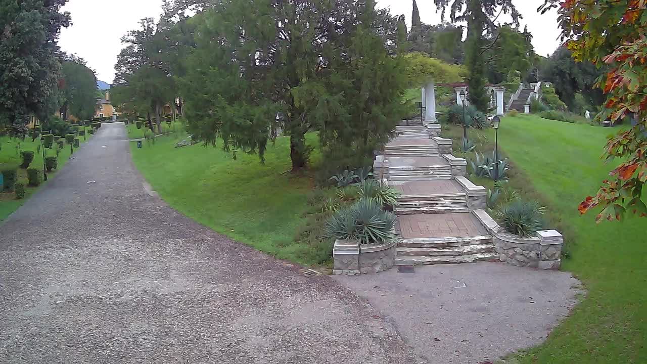 Spletna kamera park Coronini Kronberg – Gorica