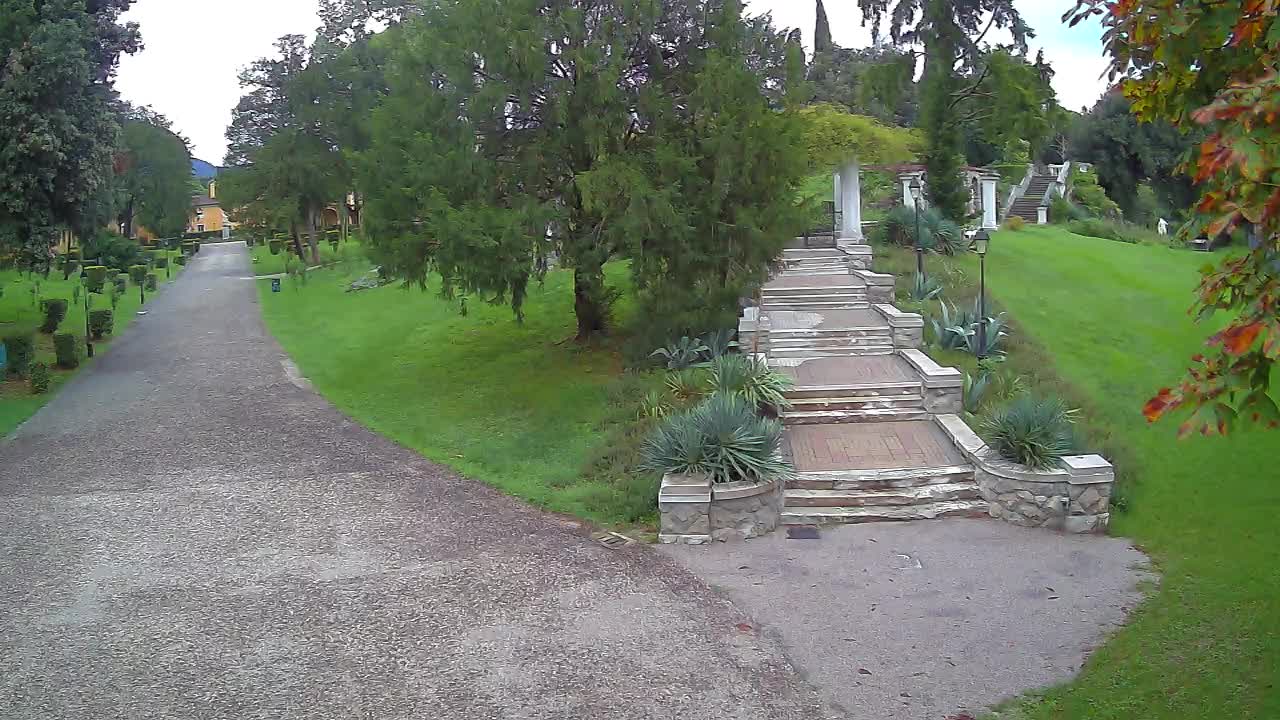 Spletna kamera park Coronini Kronberg – Gorica