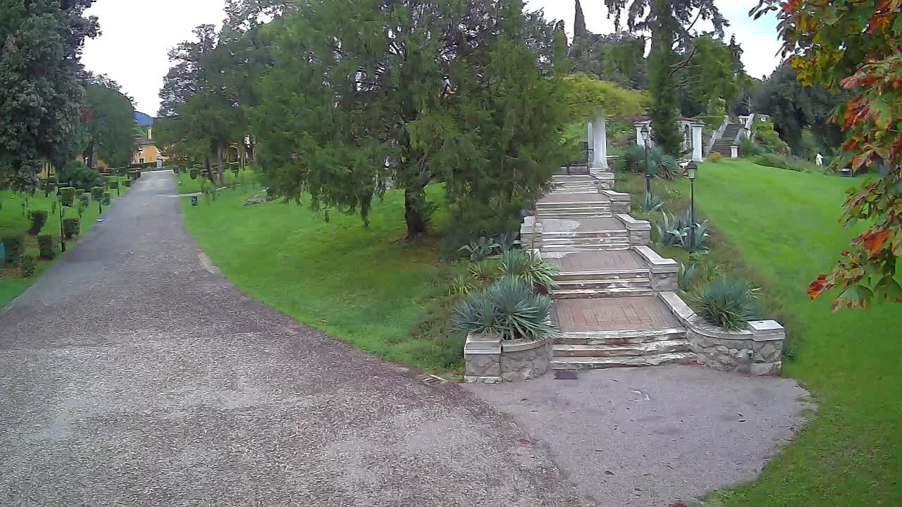 Spletna kamera park Coronini Kronberg – Gorica