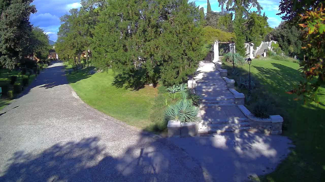 Spletna kamera park Coronini Kronberg – Gorica