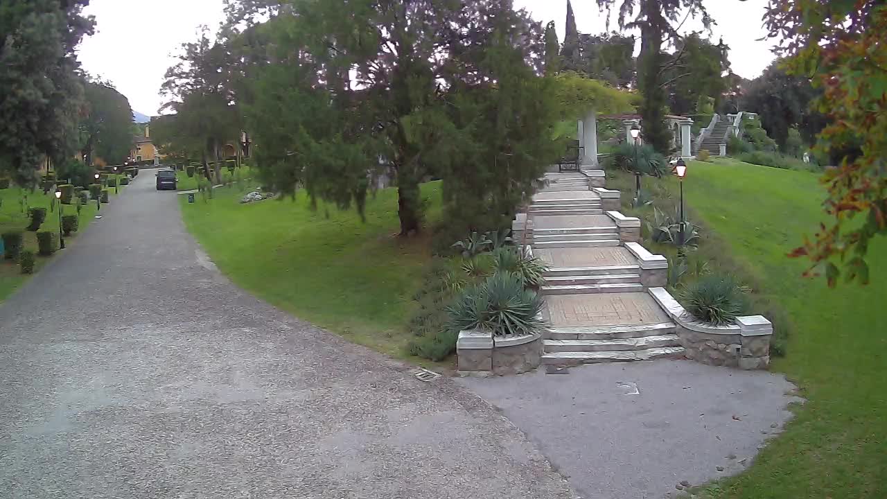 Spletna kamera park Coronini Kronberg – Gorica