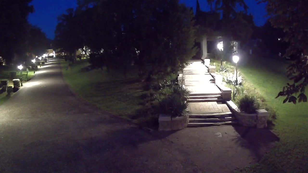 Spletna kamera park Coronini Kronberg – Gorica