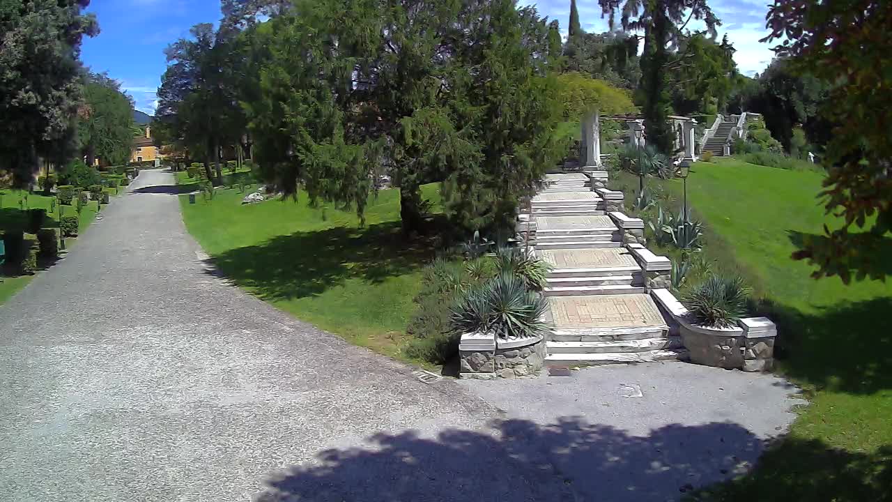 Spletna kamera park Coronini Kronberg – Gorica