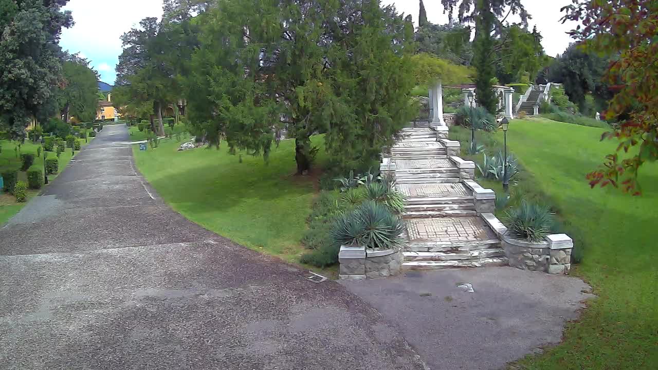 Spletna kamera park Coronini Kronberg – Gorica