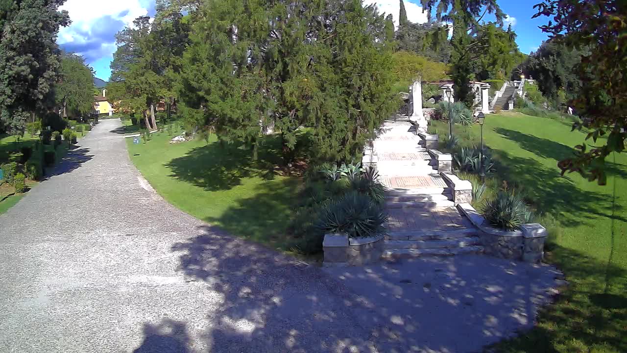 Spletna kamera park Coronini Kronberg – Gorica
